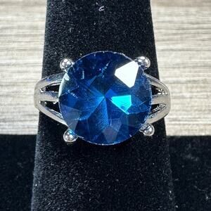 925 Sterling Silver Blue Faceted Crystal Ring Large Round Solitaire Style Size 9